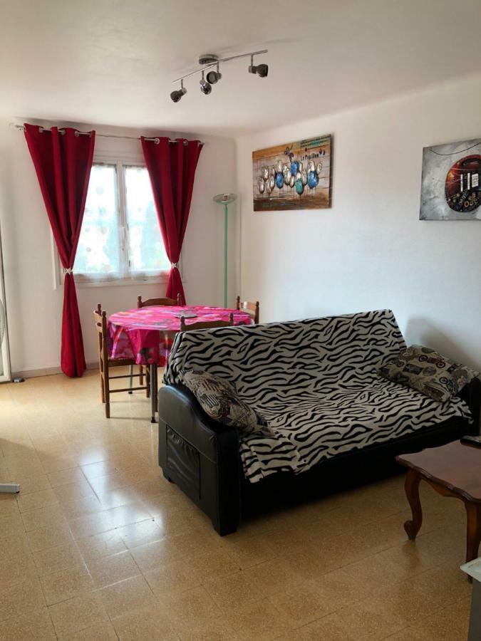 Appartement F4 Le Boulou Exteriör bild